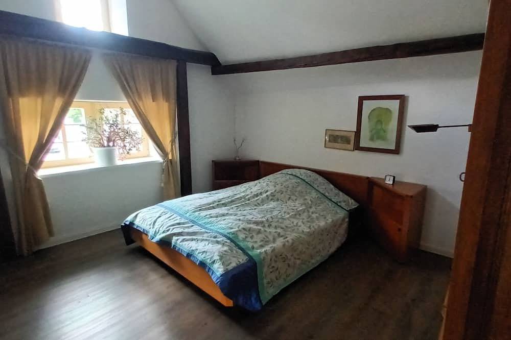 Geheel appartement, Vacation apartment/apartment for 5 guests with 92m² in Simmerath in Einruhr, Simmerath