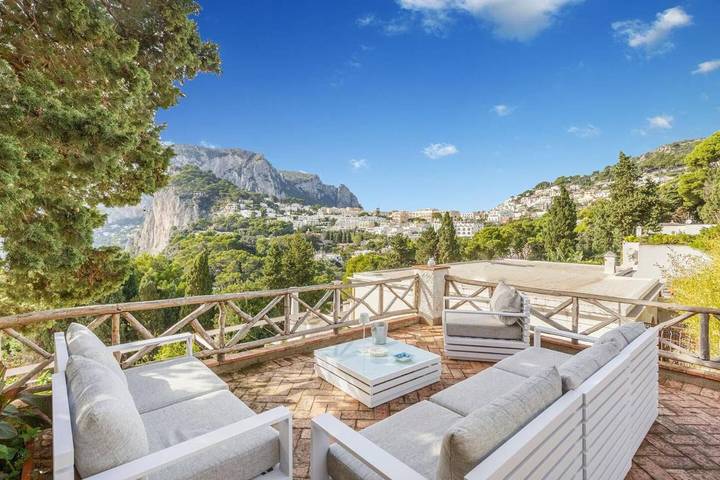 Villa pour 13 personnes, avec jardin ainsi que piscine et vue à Capri - 4