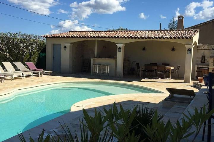 Villa for 6 people, with garden and hot tub - 1