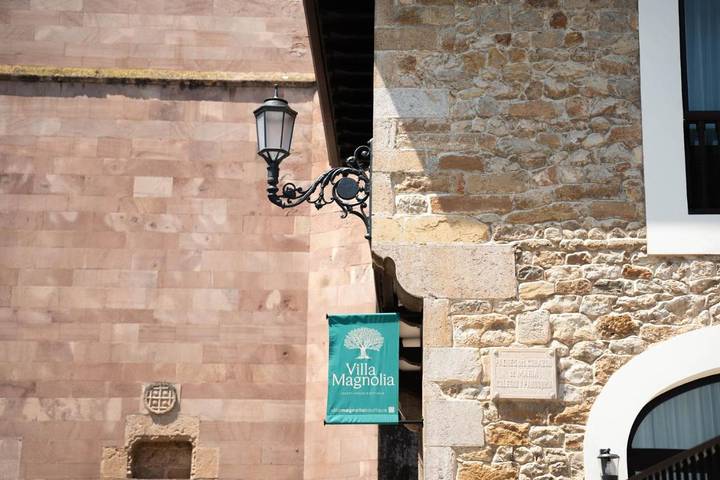 Casa de huéspuedes para 2 personas, con Balcón y Terraza además de Jardín y Vistas en San Vicente de la Barquera