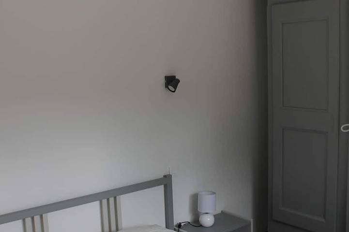 Gîte pour 4 personnes, avec terrasse à Saint-Julien-de-Peyrolas - 3