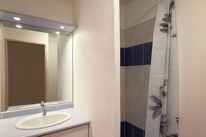 Entire apartment, L’Échappée Belle, 4 guests, Pool in Calvisson in Calvisson, Mediterranean Coast (France)