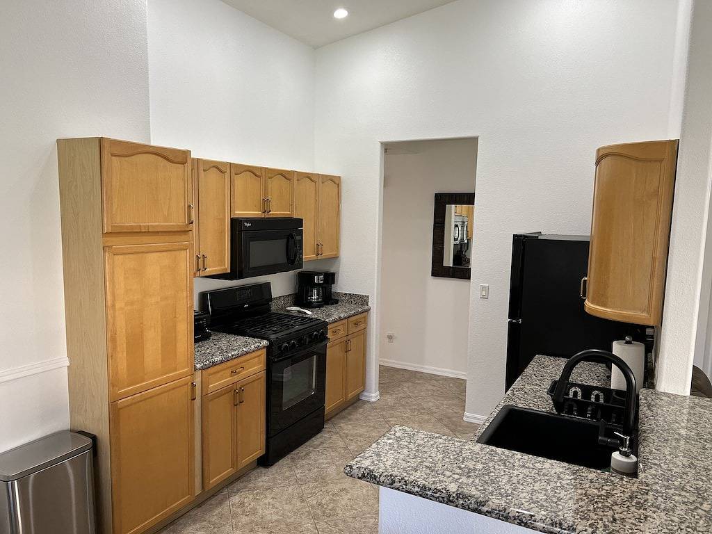 3 Bedroom 2 Bath Oasis in Cozy Neighborhood in Las Vegas, Red Rock Canyon