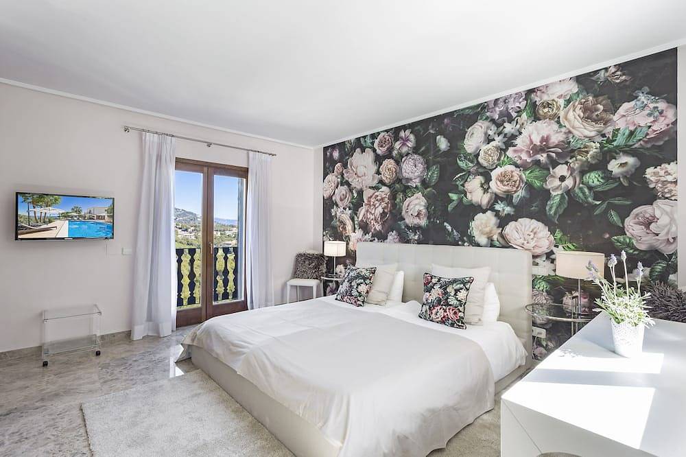 Luxusvilla mit traumhaftem Meerblick für höchste Ansprüche nahe Palma in Bendinat, Calvià