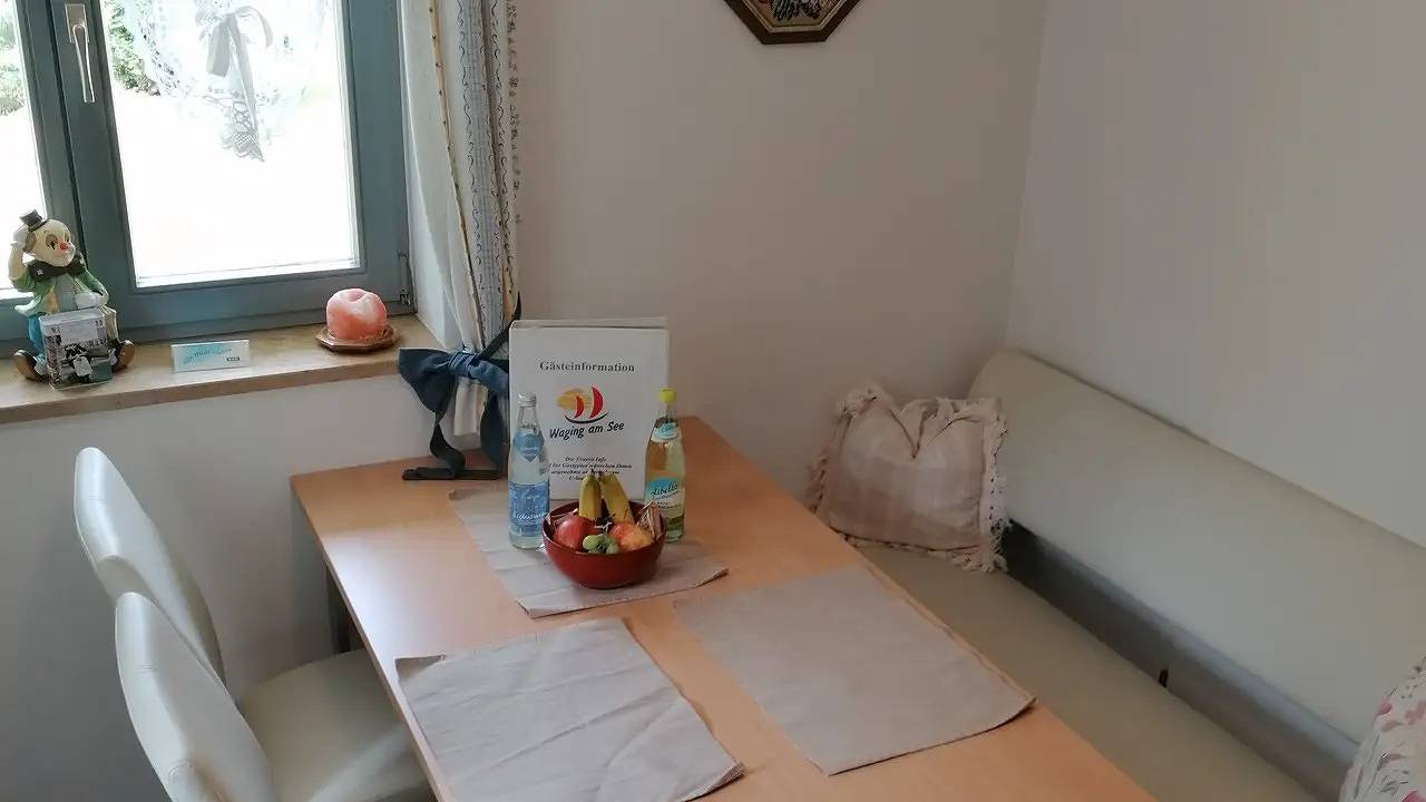 Ganze Ferienwohnung, Ferienwohnung für 2 Personen (35 m²) in Waging in Waging am See, Rupertiwinkel