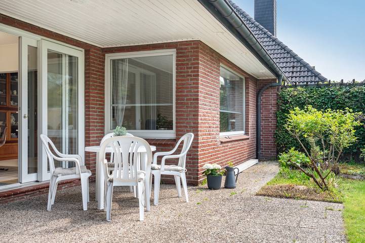 Strandhaus für 4 Personen, mit Garten in Döse - 2