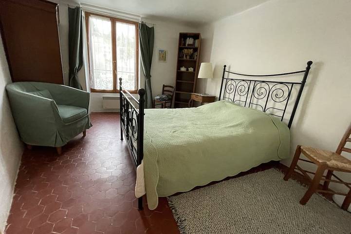 Location de vacances pour 6 personnes, avec terrasse à Cabrières-d'Aigues - 3