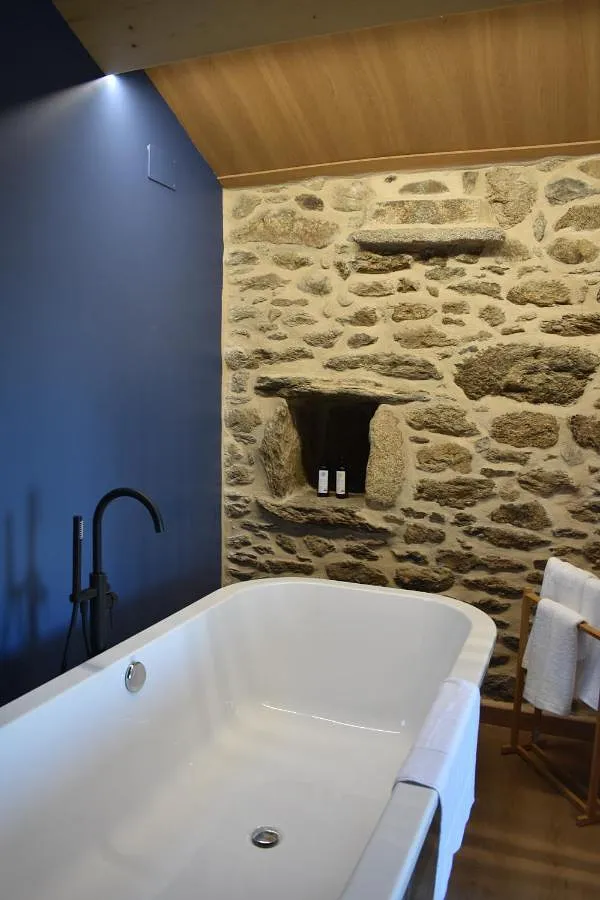Ferienhaus für 2 Personen, mit Ausblick und Garten sowie Pool - 1