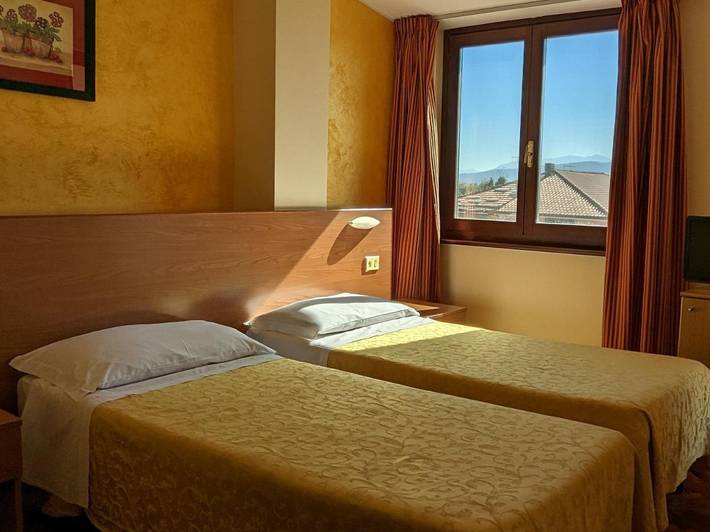 Hôtel pour 2 personnes, avec jardin et terrasse, animaux acceptés à Sora - 3