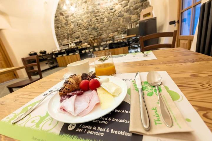 Hôtel pour 2 personnes, avec terrasse et jardin à Tirano - 4