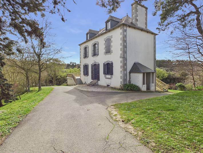 Location de vacances pour 8 personnes, avec terrasse et jardin dans La Cotentin