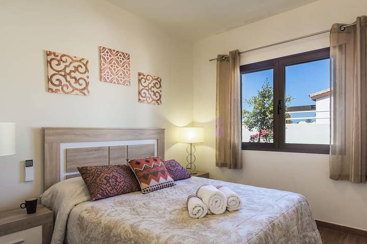 Nueva villa independiente en primera línea en el prestigioso campo de golf de Fuerteventura in Antigua, Fuerteventura