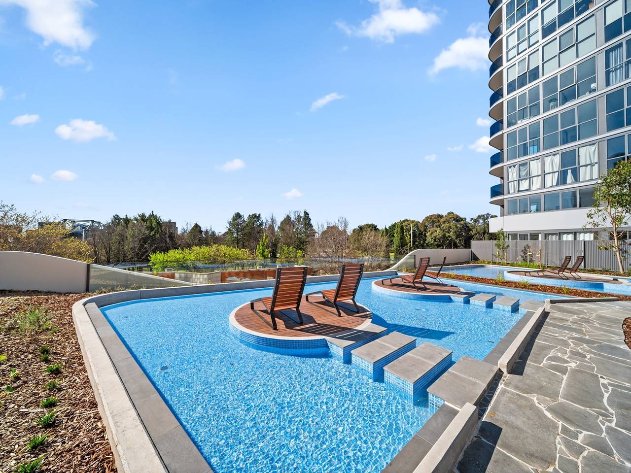 Ganze Wohnung, Apartment mit Zugang zu Fitnessraum und Hallenbad in Woden, Canberra