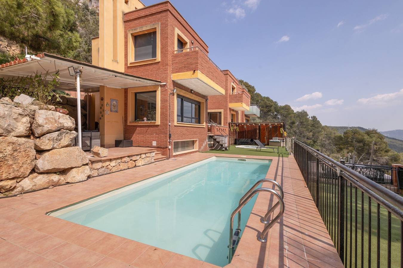 Villa „Camarassa“ mit Meerblick, Wlan und Klimaanlage in Cervelló, Barcelona Binnenland