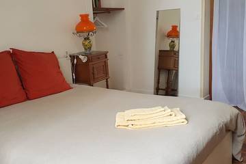 Appartement De Vacances pour 4 Personnes dans Fontenay-le-Comte, Vendée, Photo 2