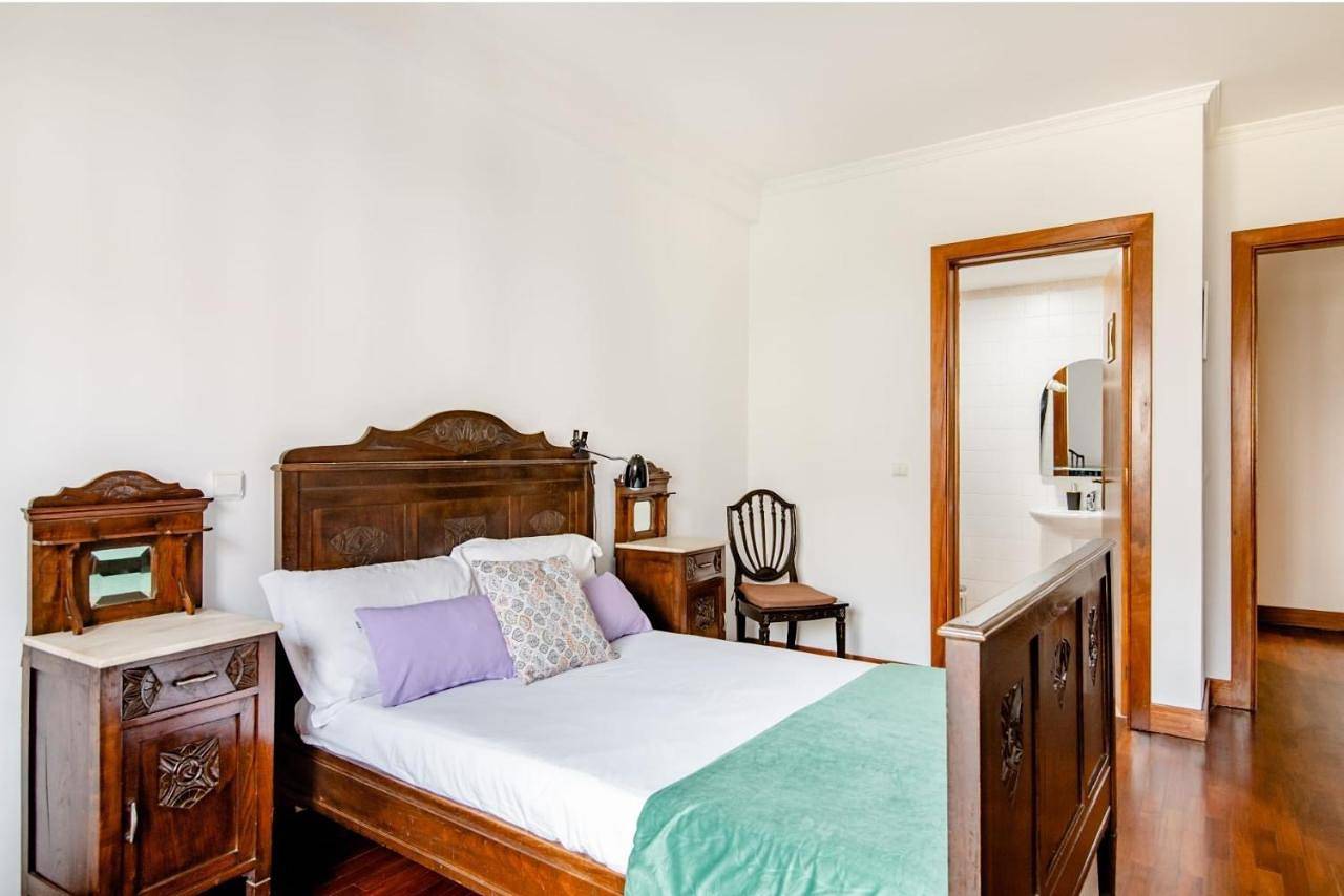 Twin Room with Shared Bathroom in Funchal (Santa Luzia), Île de Madère