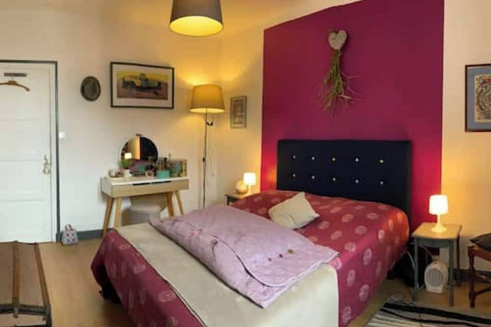 Maison Maxanne, half village, half authentic countryside in Región de Tulle