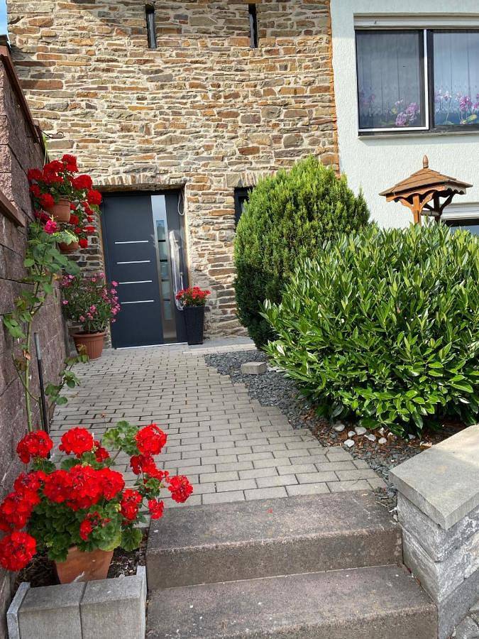 Ferienhaus für 4 Personen, mit Garten und Terrasse in Daun