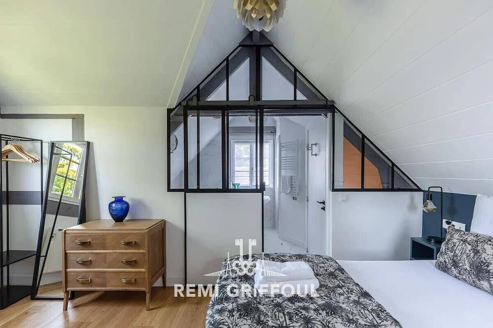 L'Atelier de La Maison Saint Léonard | joli jardin partagé centre honfleur in Honfleur, Région de Lisieux
