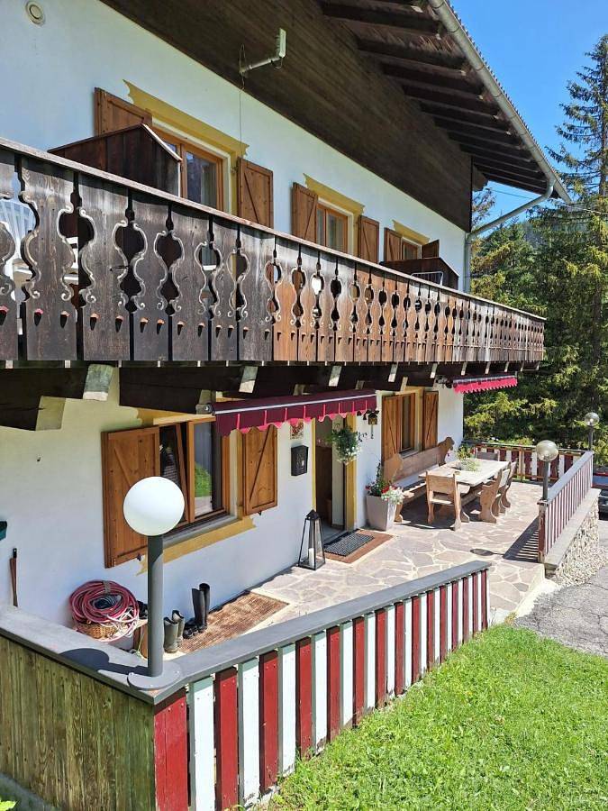 Ganze Wohnung, Gstattlhof Mountain Farmhouse in Pragser Wildsee, Prags