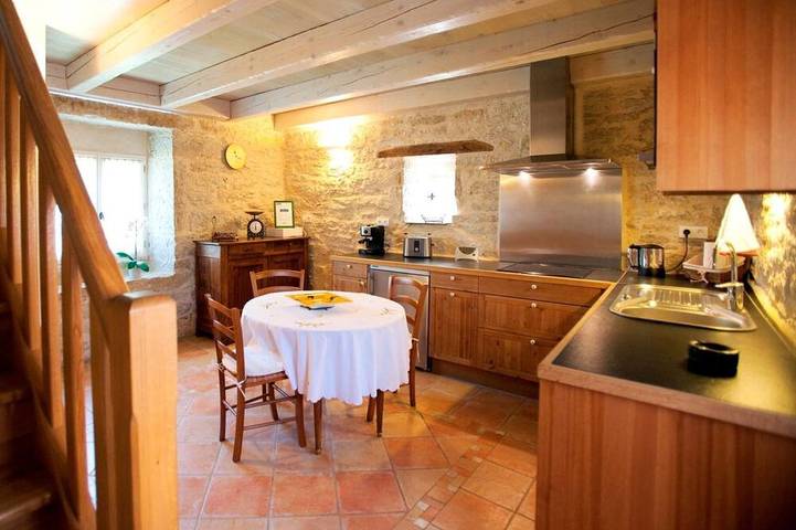 Gîte pour 11 personnes, avec jardin à Septfonds - 2