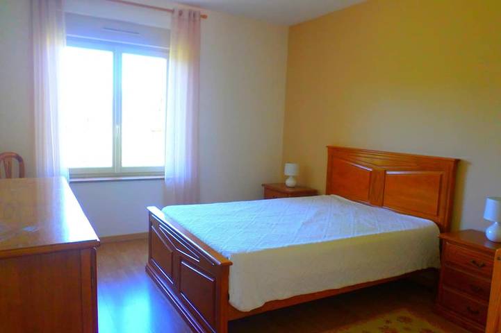 Location de vacances pour 10 personnes, avec terrasse et jardin à La Douze - 4