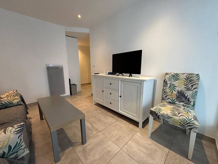 Gîte pour 4 personnes, avec jardin, animaux acceptés dans Etang De L Or - 2