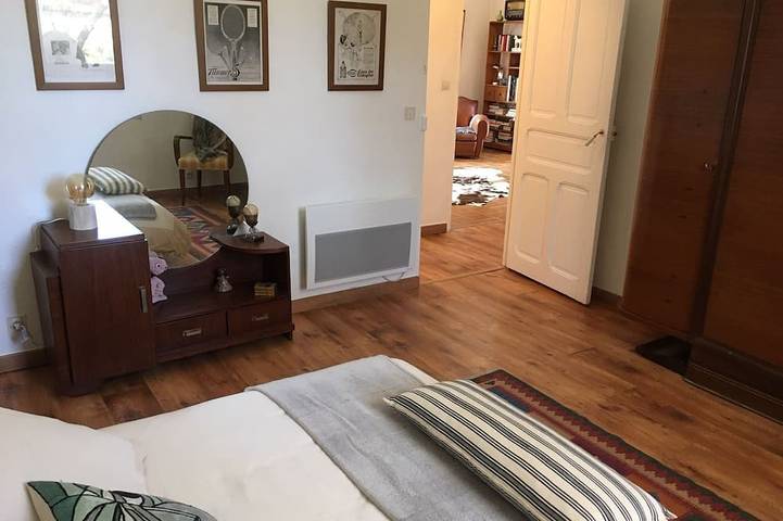 Location de vacances pour 4 personnes, avec terrasse et jardin, animaux acceptés à Villetelle - 3