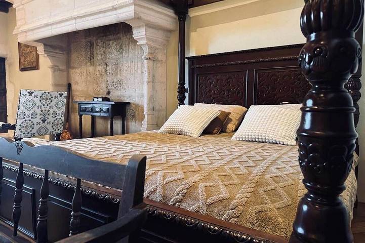 Location de vacances pour 4 personnes, avec piscine à Saint-Laurent-des-Bâtons - 2