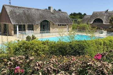 Gîte pour 4 personnes, avec piscine et terrasse à Saint-André-des-Eaux