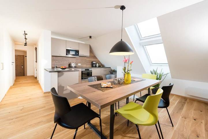 Apartmenthotel für 6 Personen, mit Ausblick und Sauna sowie Terrasse - 1