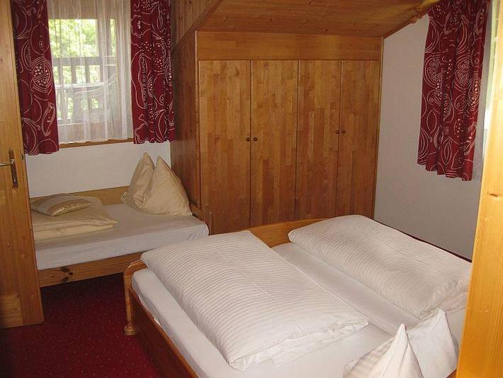 Gîte pour 5 personnes, avec jardin ainsi que sauna et vue sur le lac, animaux acceptés à Zell am See - 4