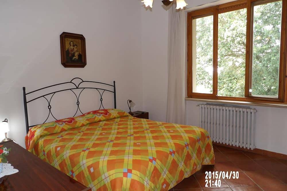 Villa con vista panoramica in Chiusdino, Provincia de Siena