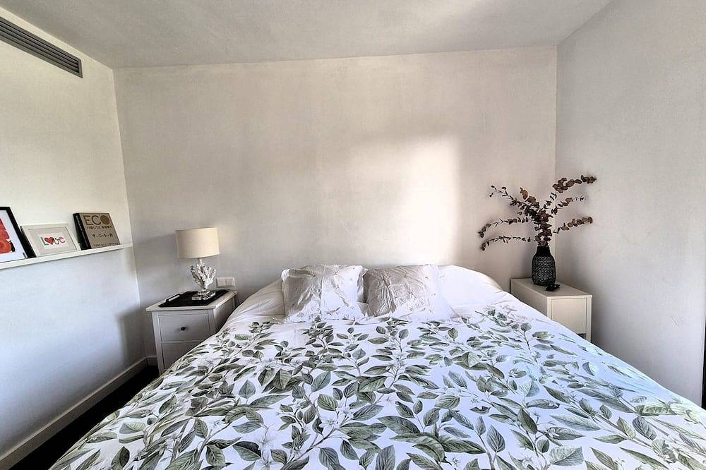 Elena Maresme House in Mataró, Costa del Maresme