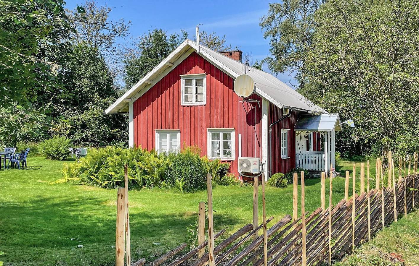 Ferienhaus für 6 Personen mit Garten in Marks Kommun, Västergötland
