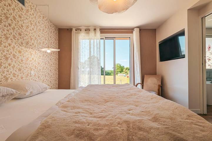 Location de vacances pour 12 personnes, avec jacuzzi ainsi que sauna et jardin à Cluis - 2