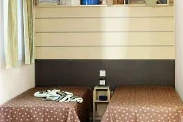 Static Caravan for 4 People in Carnac, Lorient region, Photo 2