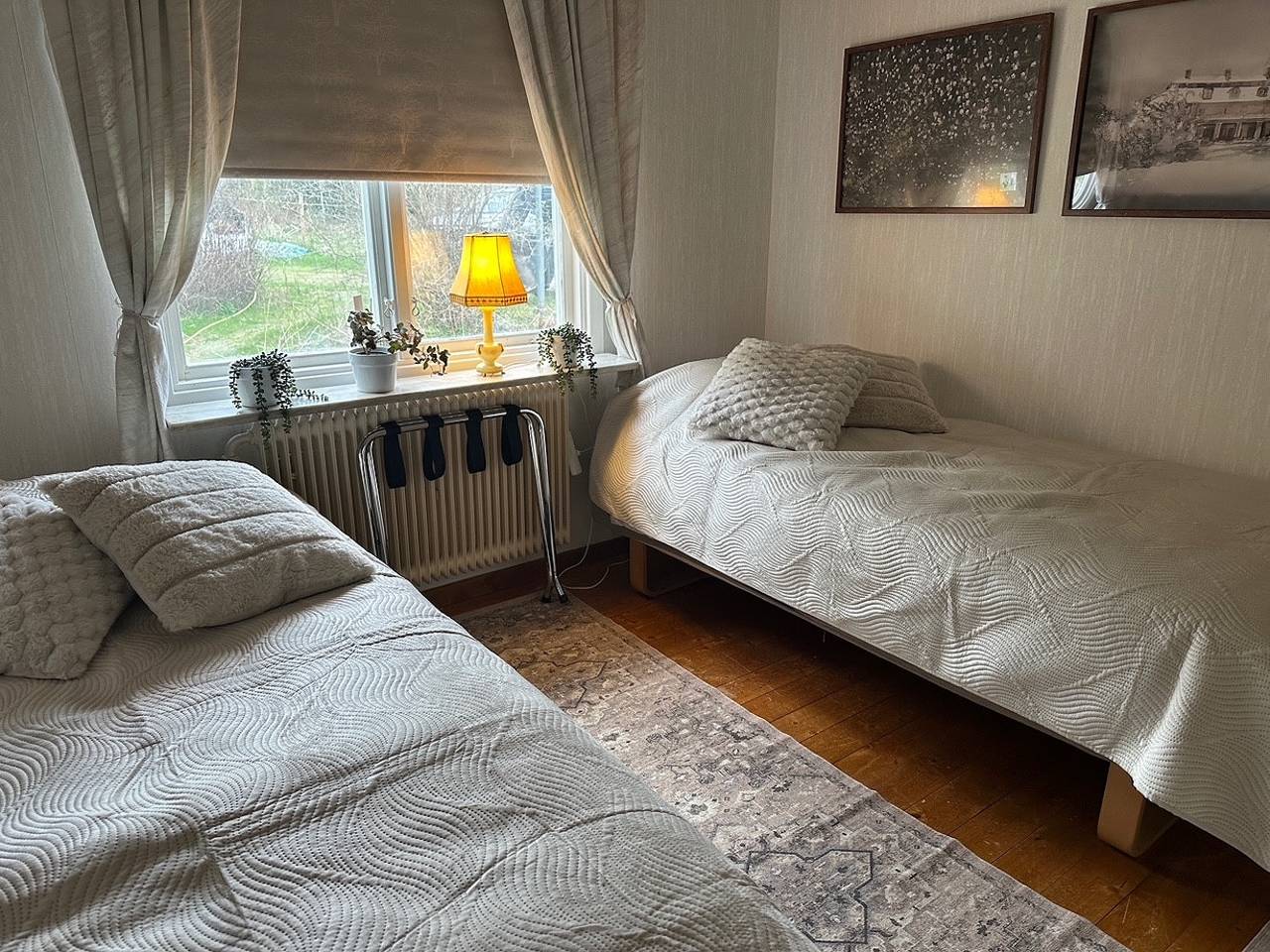 Voll ausgestattetes Ferienhaus mit wunderbaren Seeblick 40 Minuten ausserhalb von Stockholm in Svenska Östersjön