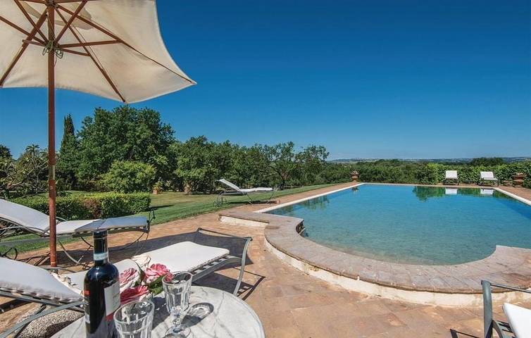 Casa vacanza per 8 persone, con Giardino e Piscina nonché Panorama a Vitorchiano