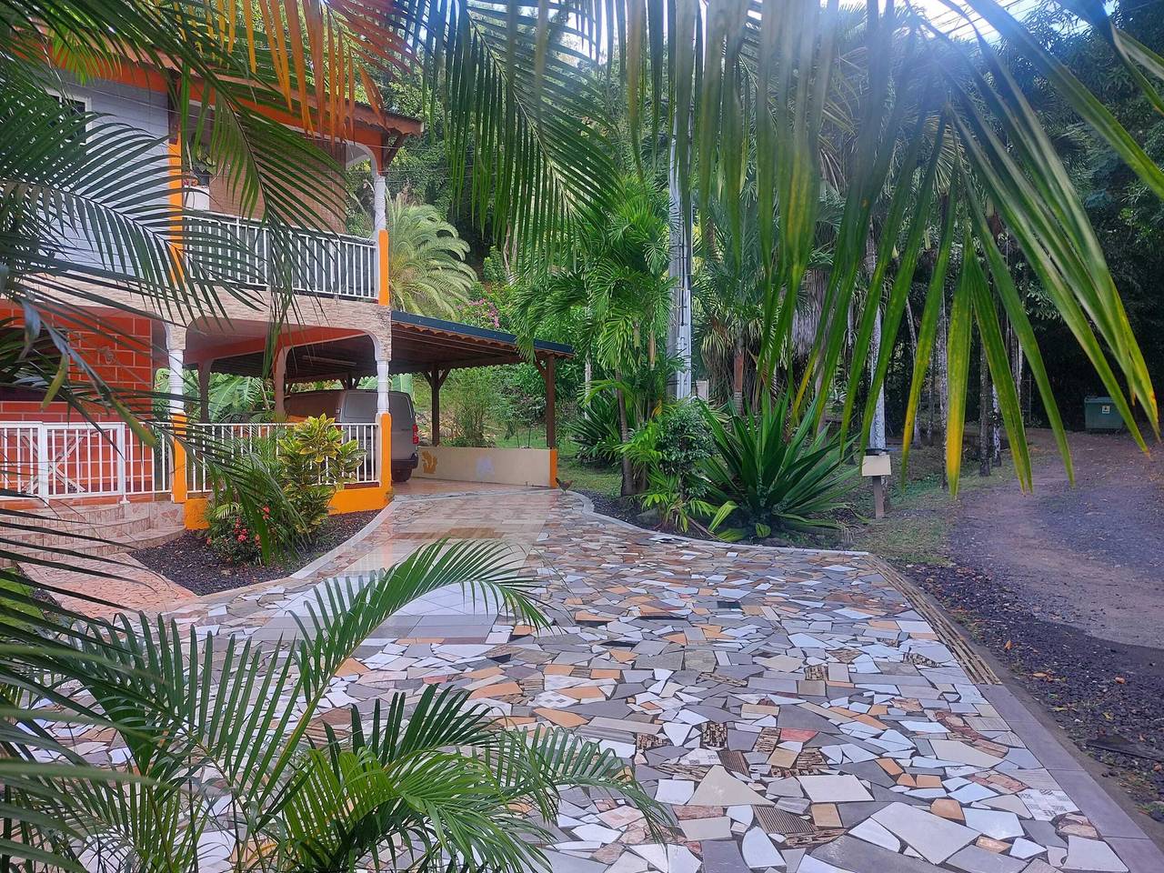 Maison charmante à Pointe Noire, vue montagne, jardin privé in Pointe-Noire, Guadeloupe
