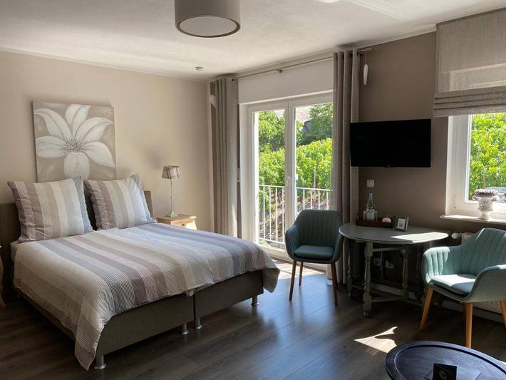 Ferienwohnung für 2 Personen, mit Ausblick und Garten in Reichsburg Cochem - 2