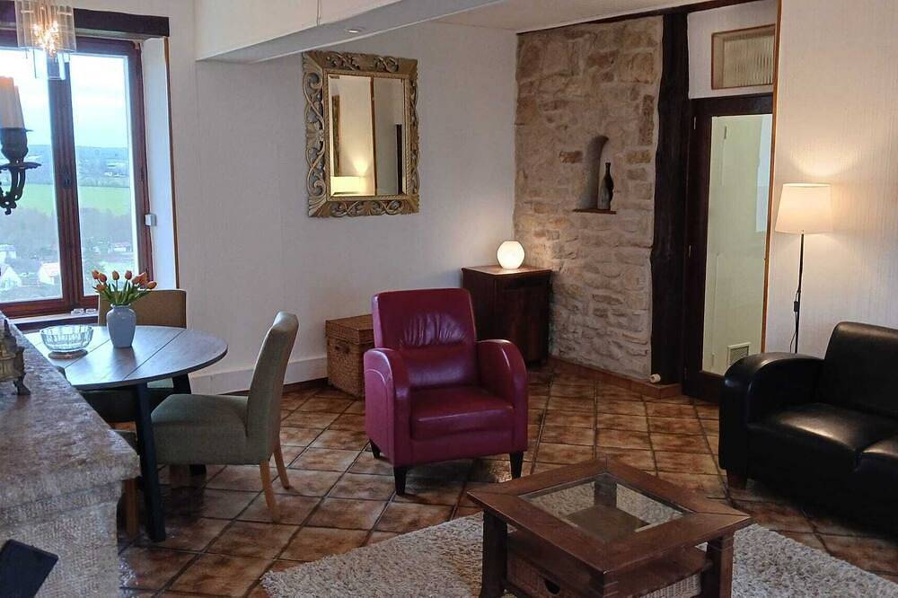 Gîte de charme avec vue panoramique sur les collines du Morvan in Moulins-Engilbert, Parc naturel régional du Morvan