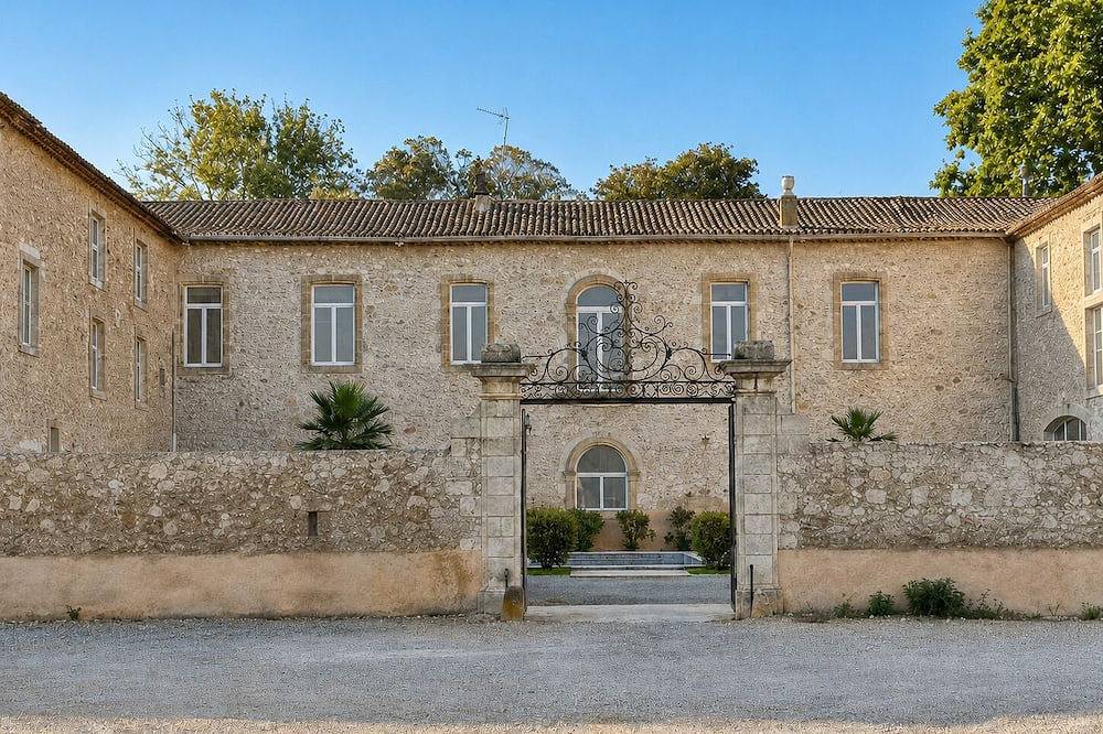 Appartement entier, Domaine La Condamine – Appartement de charme  vignobles, Béziers & Méditerranée in Sauvian, Côte méditerranéenne (France)