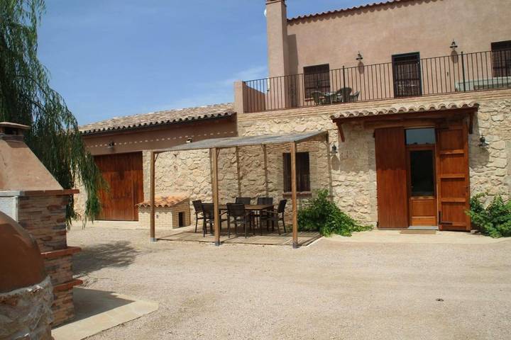 Casa rural para 8 personas, con jardín además de vistas y piscina en Ribera d'Ebre - 4