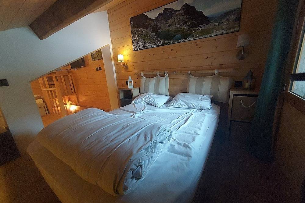 Apartamento entero, Duplex Valberg Mountain view 8 sleeps under the roof in Péone, Nizza Region