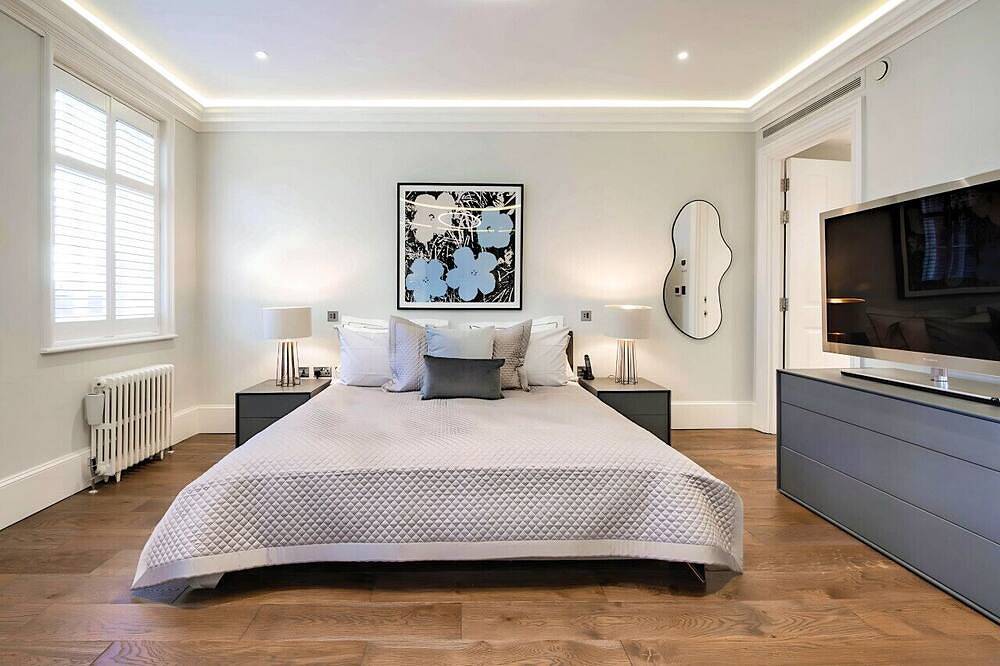 Chic Townhouse in Trafalgar Sq & Covent Garden in London, South East England