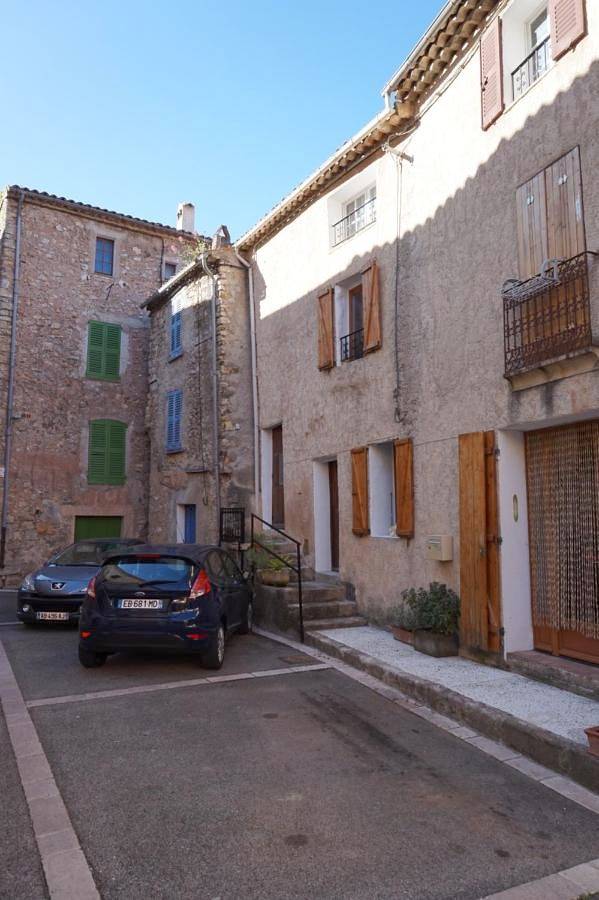 Gîte pour 4 personnes à Châteaudouble - 2