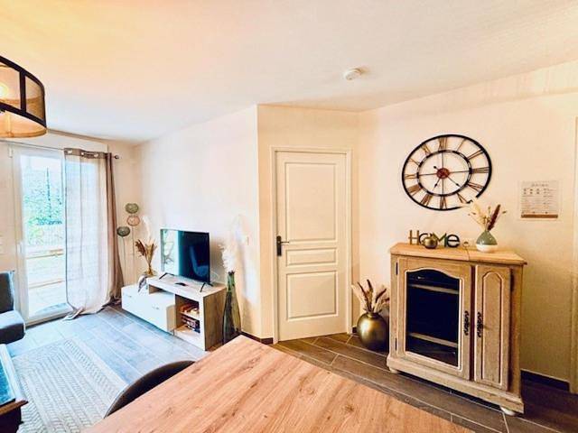 Gîte pour 4 personnes, avec jardin, animaux acceptés à Le Plessis-Robinson - 2