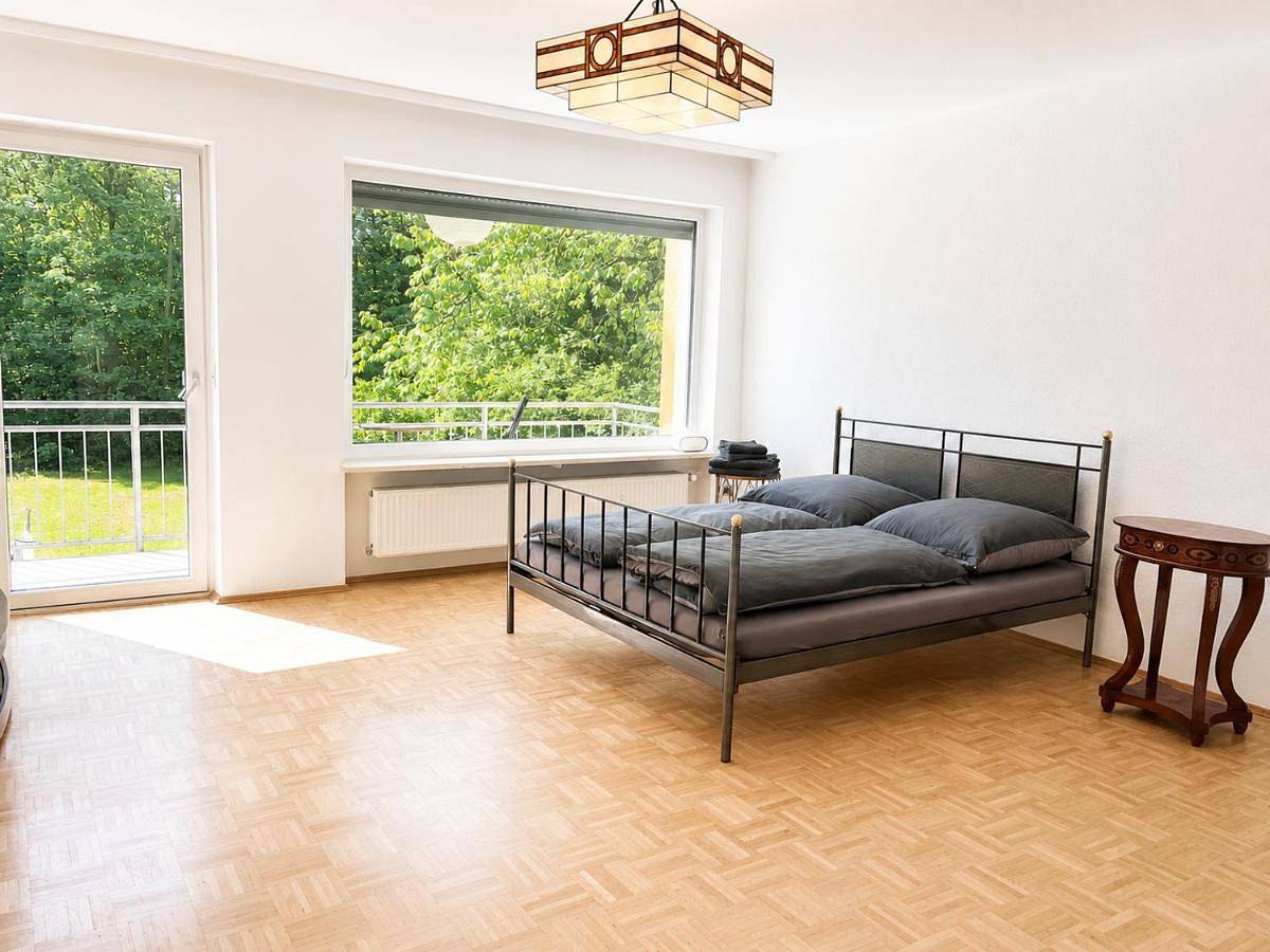 Appartement entier, Large Munich house with 4 bedrooms in a quiet and greened villa area near Munich in Munich, Haute-Bavière