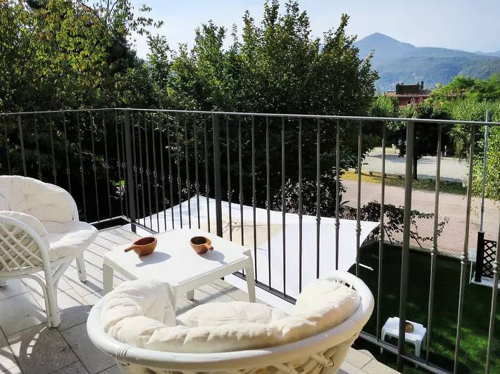 Ferienhaus für 8 Personen, mit Balkon und Terrasse in Comune di Luino - 2
